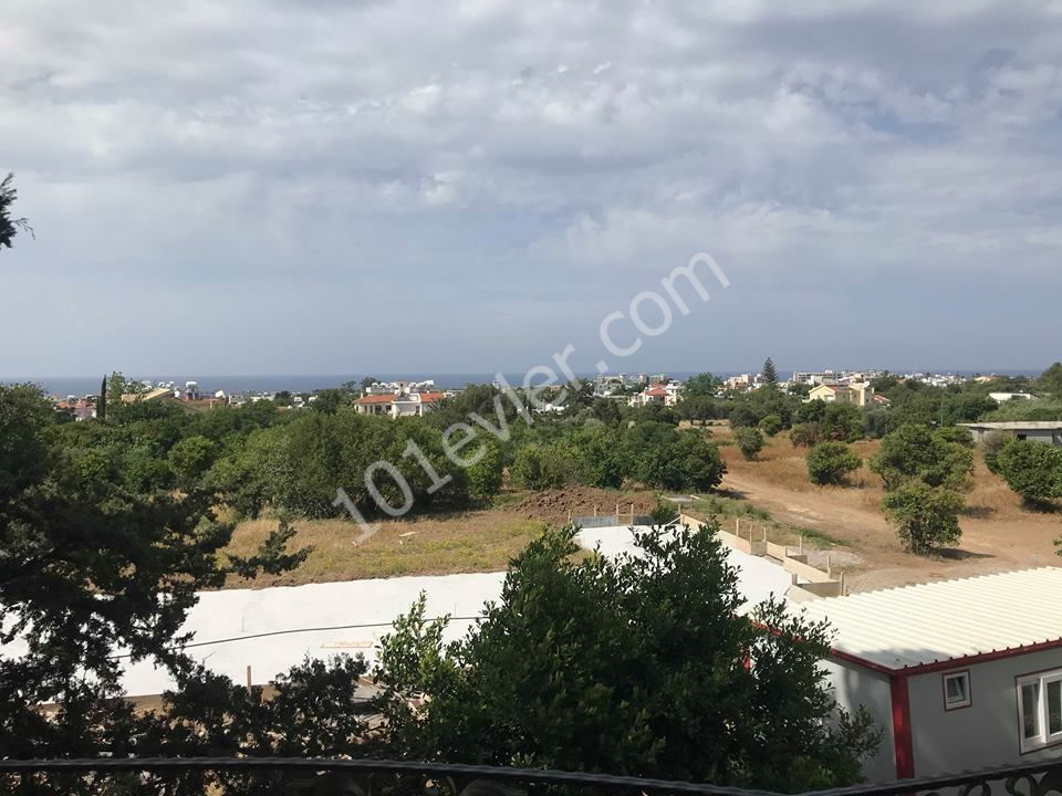 Flat To Rent in Alsancak, Kyrenia