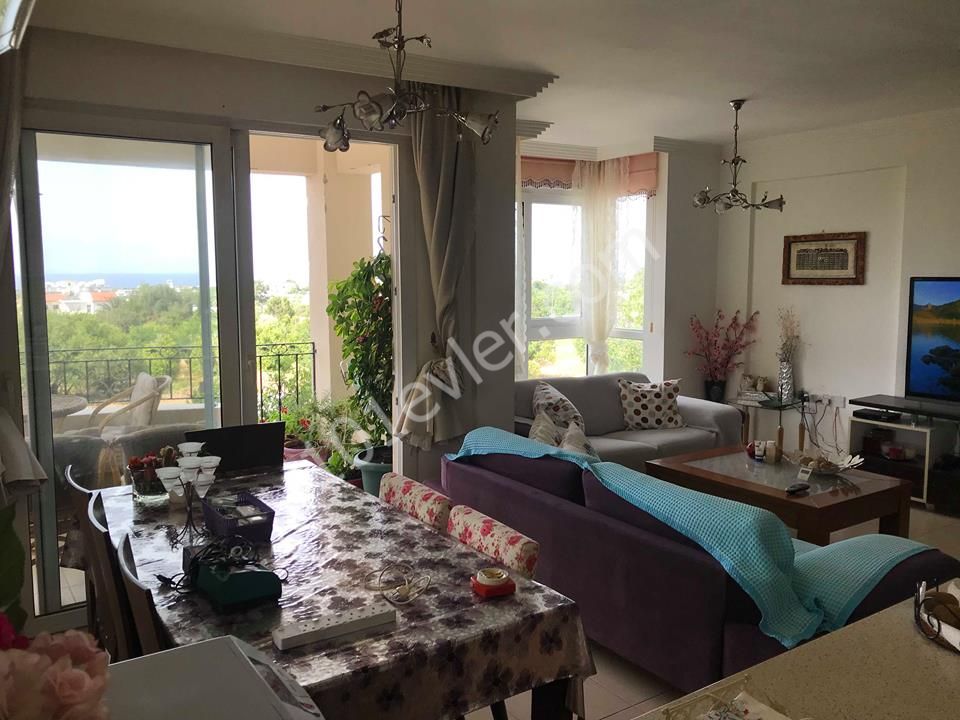 Flat To Rent in Alsancak, Kyrenia