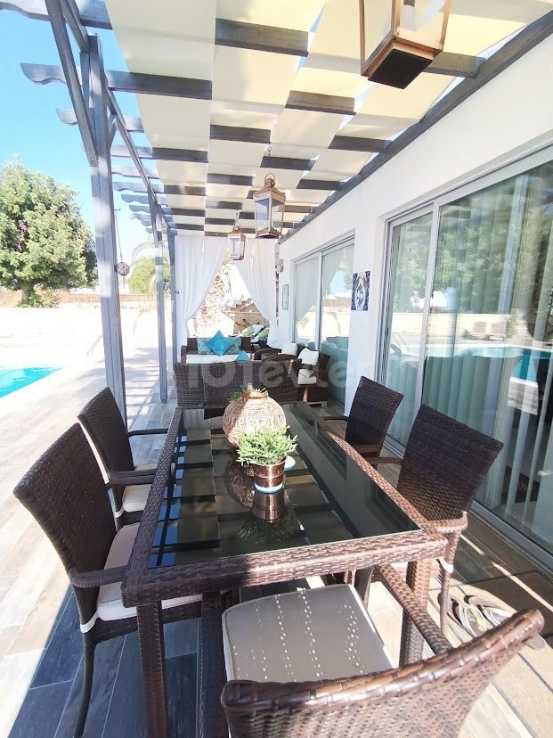 FULLY FURNISHED 3 BEDROOM VILLA WITH POOL & STUNNING SEA VIEW IN KYRENIA BAHCELI !!