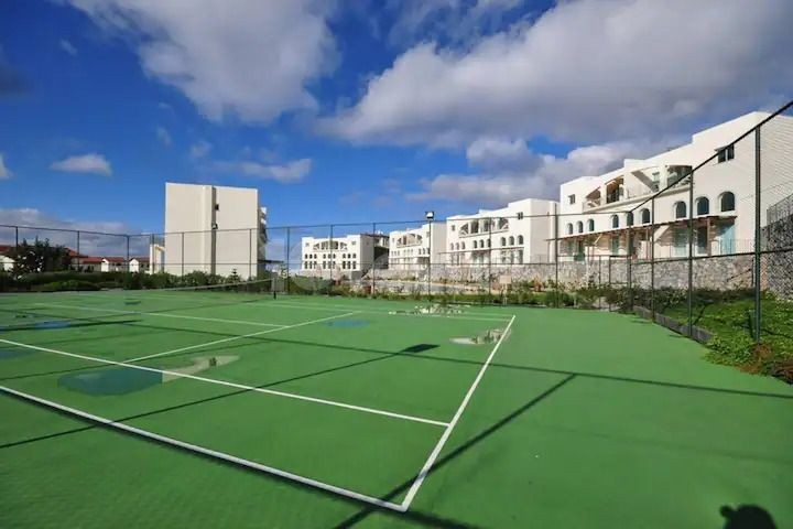 2 BEDROOM PENTHOUSE APARTMENT FOR SALE IN KYRENIA BAHCELI !! WITH POOL AND TENNIS COURT ON SITE !!