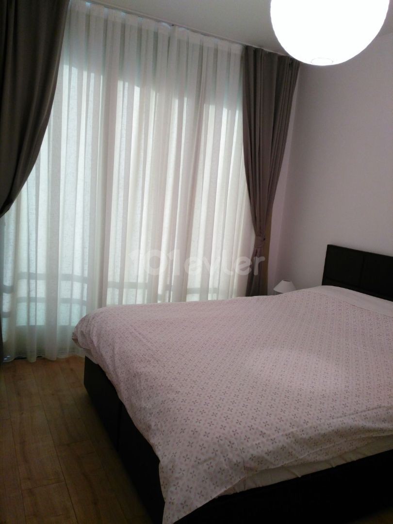 2 Bedroom Flat for Rent in Kyrenia Center (Barış Park Area)