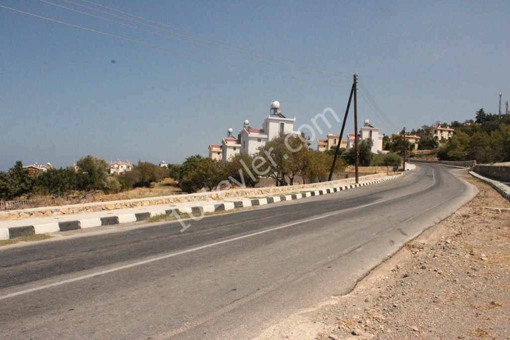 Feld Kaufen in Esentepe, Kyrenia