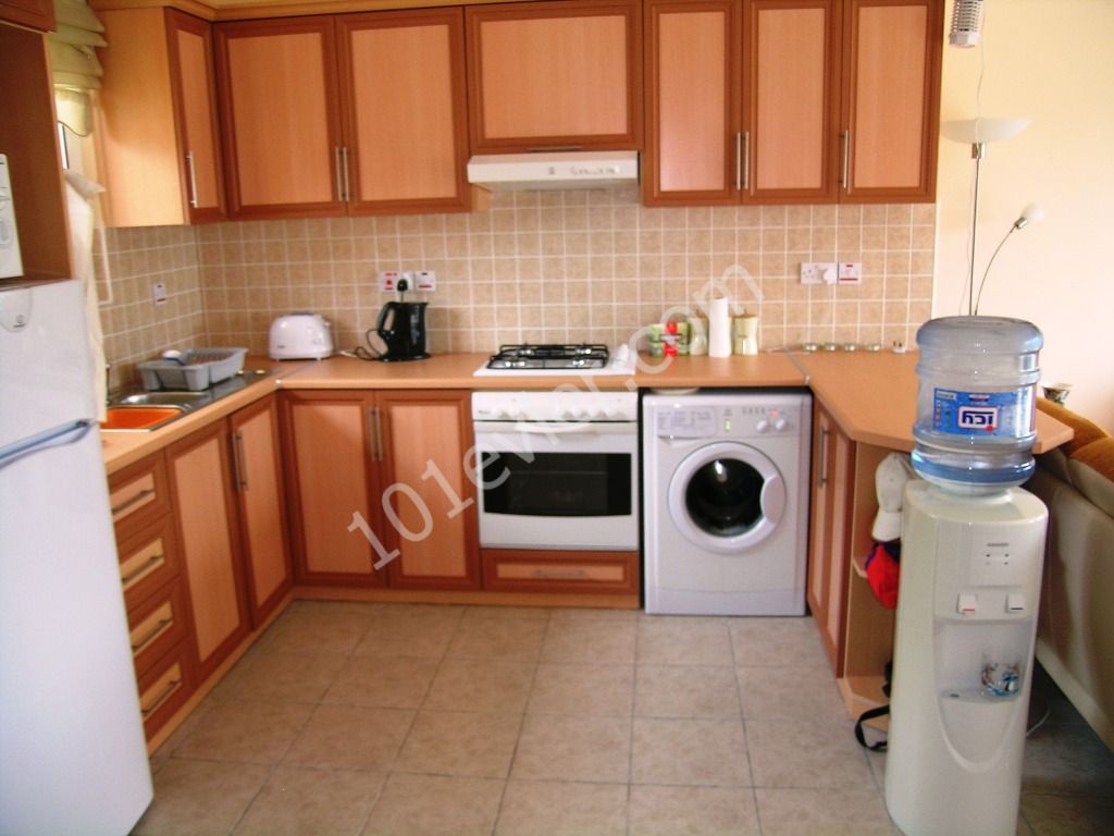 2+1 Wohnung zu verkaufen in Kyrenia ARAPKÖY, Chelsea Village Website, Bergblick! REF: AY505 ** 