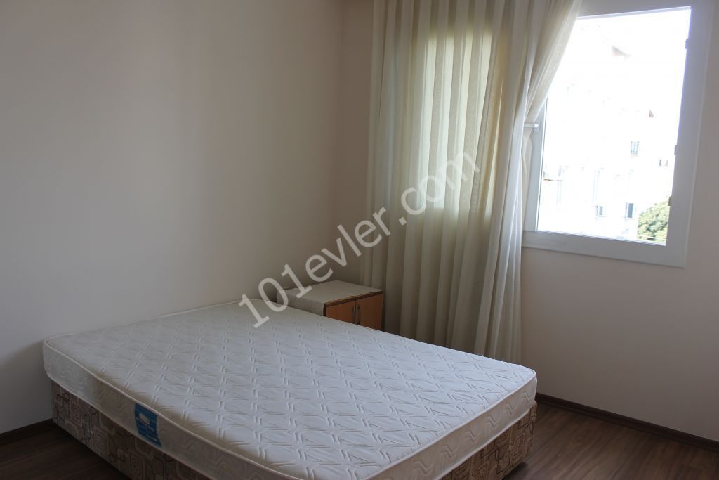 GİRNE MERKEZ 90m2 2+1 DAİRE, EŞDEĞER KOÇAN DEVİR veya KREDİ İÇİN HAZIR! Ref: GE513