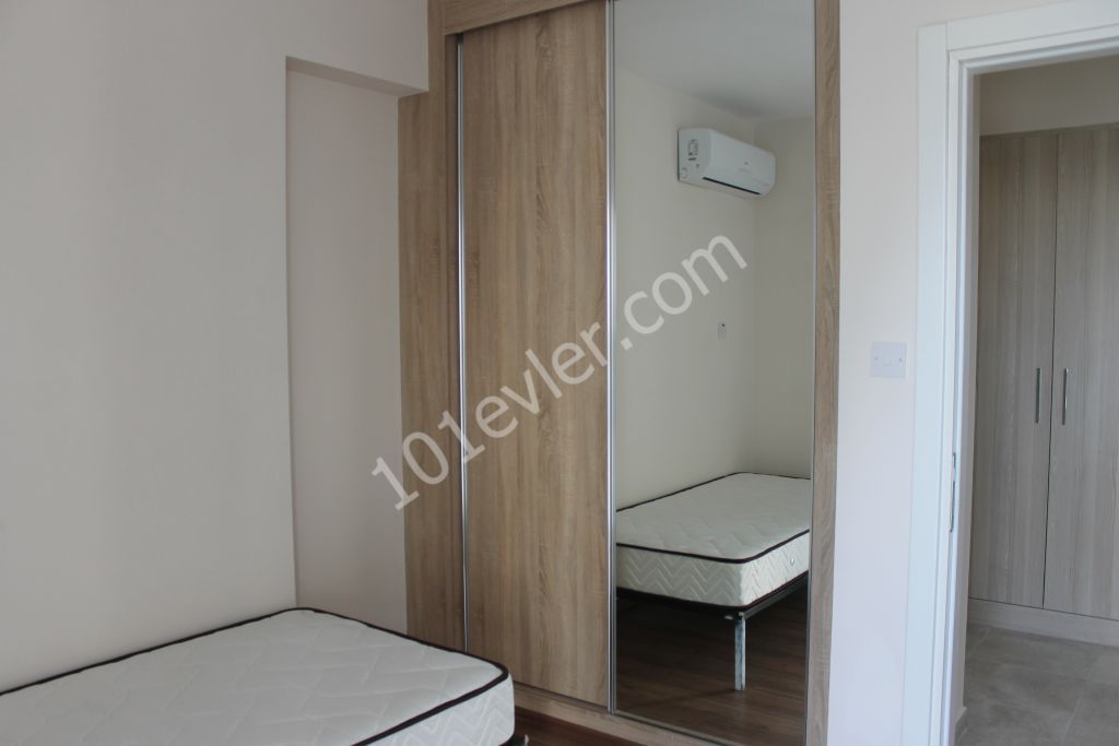 CENTRAL GIRNE/KYRENIA Two Bedroom Apartment - shops on your door step! Deeds Ready to transfer. Ref: GE513