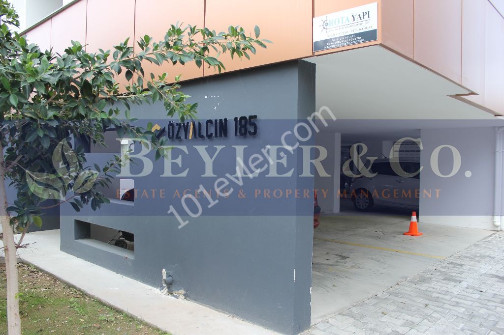 **FIYAT DUSTU** Girne Merkez'de, ful esyali 2 + 1 daire - Ref: GE513