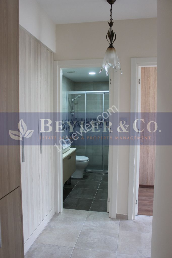 **PRICE REDUCED** 2 + 1 fully furnished apartment in Central Kyrenia - Ref: GE513