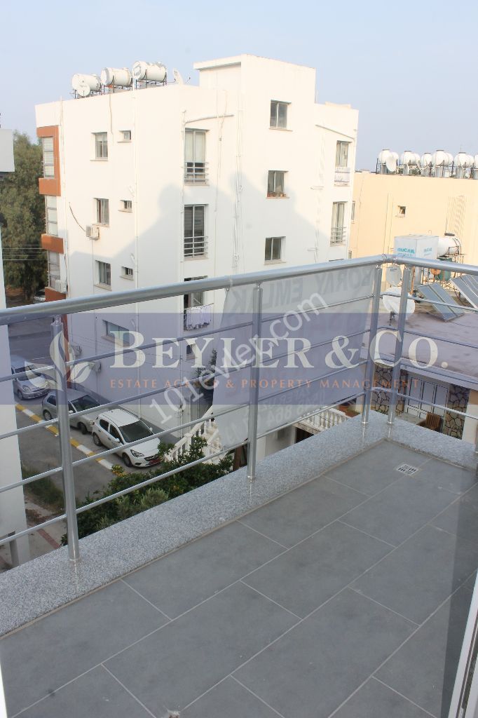 **PRICE REDUCED** 2 + 1 fully furnished apartment in Central Kyrenia - Ref: GE513