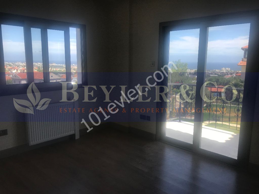 Bellapais'de 3 + 4 sifir ozel havuzlu & bahceli villa - Ref: BS511