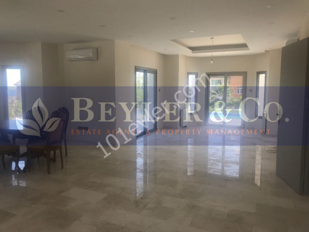 Bellapais'de 3 + 4 sifir ozel havuzlu & bahceli villa - Ref: BS511