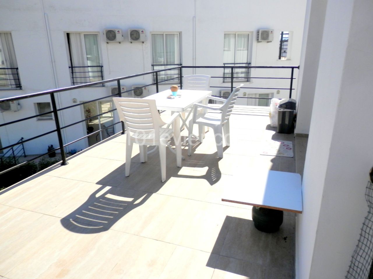 1 + 1 Apartment with private roof terrace - CY555