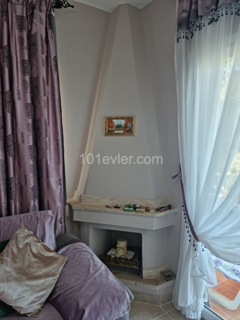 3 bed top floor apartment with private terrace and sea views - CY657