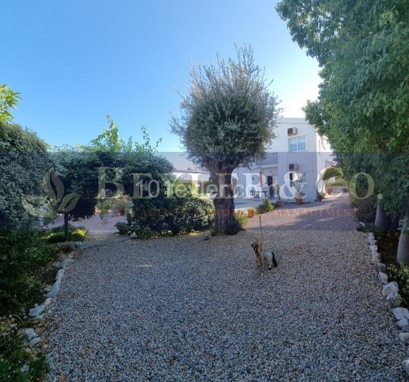 Villa mit 3 Schlafzimmern, privatem Pool und Garten-OY575 ** 