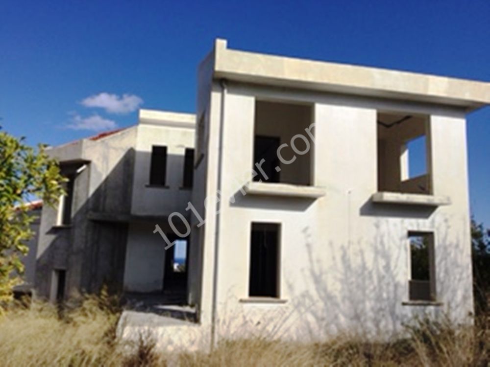 ** WINTER SALE ** Project 400m2 Building set in 2 Donums. TITLE DEED READY TO TRANSFER! Ref: CY522