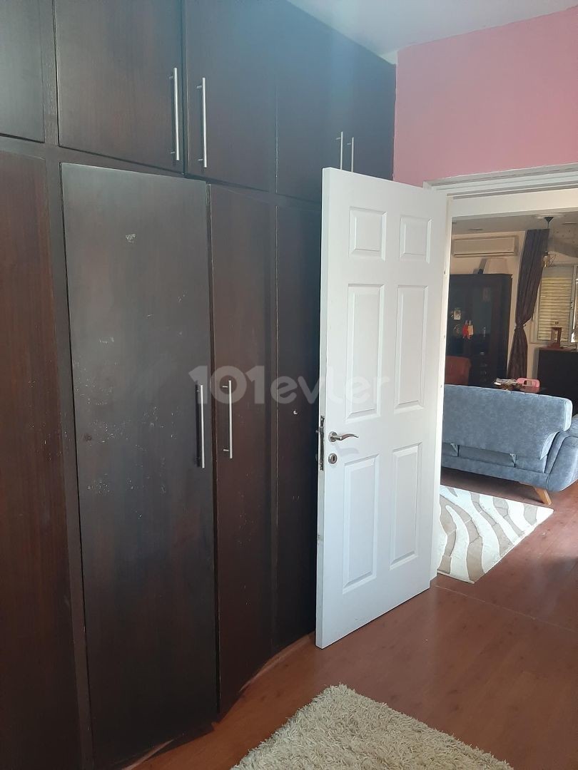 Detached House To Rent in Zeytinlik, Kyrenia