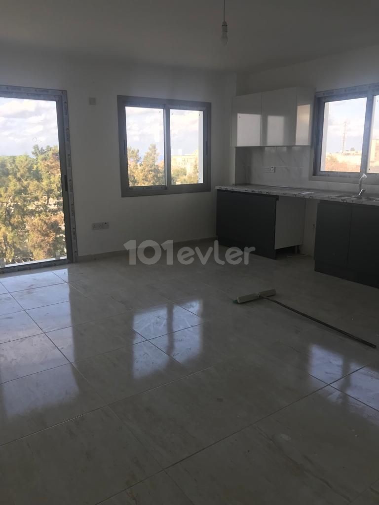 Girne Merkez'de 2+1 3+1 Satılık Daireler