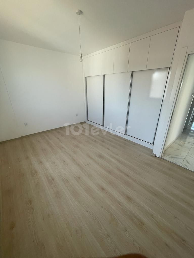 Flat For Sale in Aşağı Girne, Kyrenia