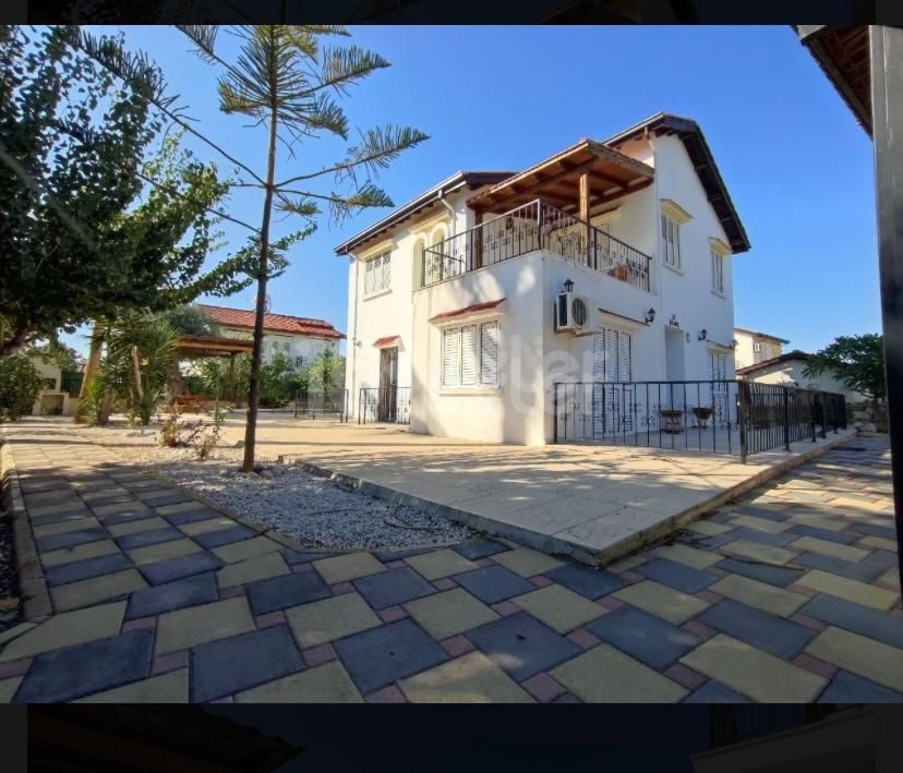 Вилла Продается in Çatalköy, Кирения