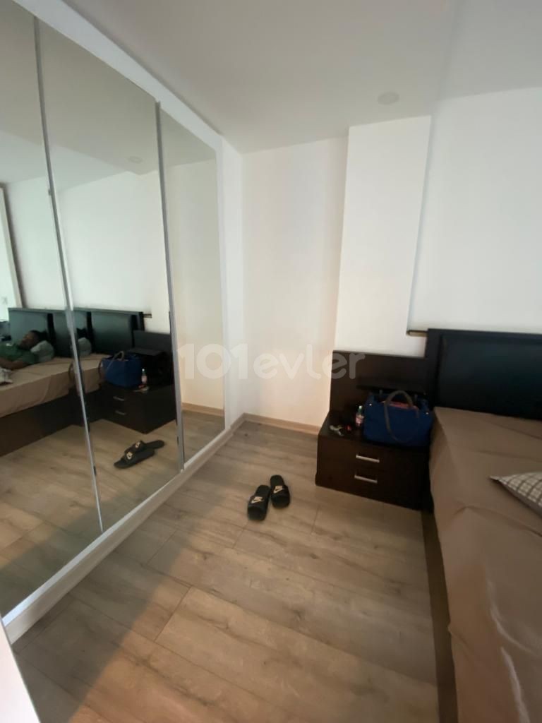 Girne Merkezde Lüks Site İçerisinde Dubleks  3+1 Daire