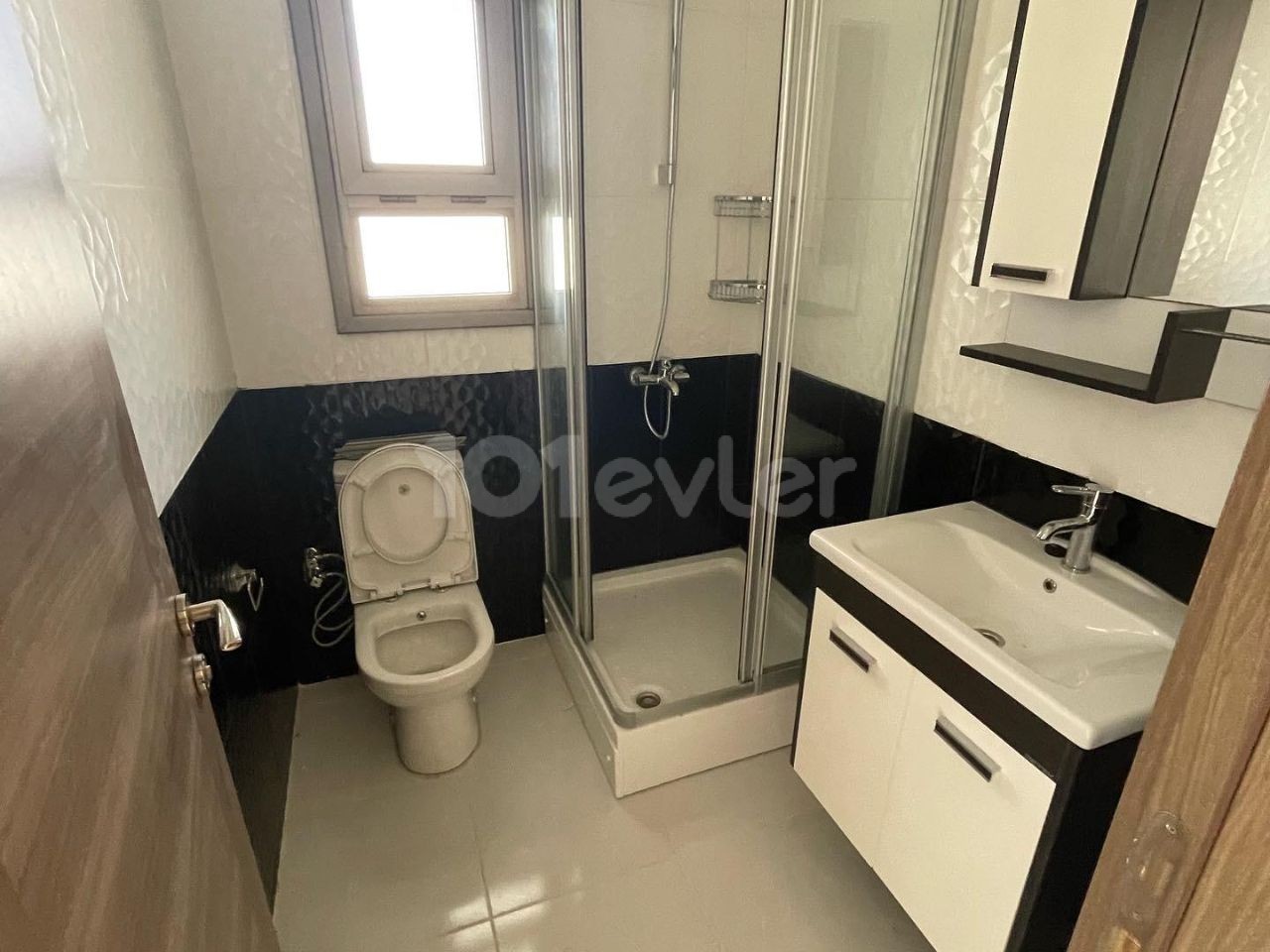 2+1 Flats for Sale in Kyrenia Ezic Area