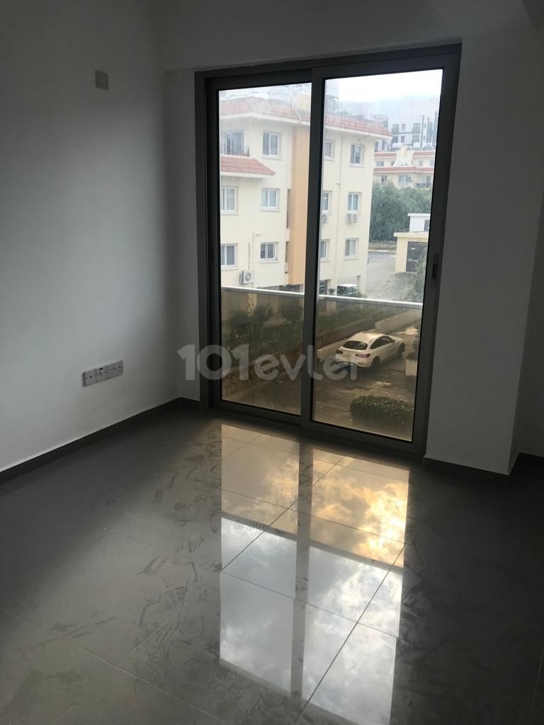 Flat For Sale in Yukarı Girne, Kyrenia