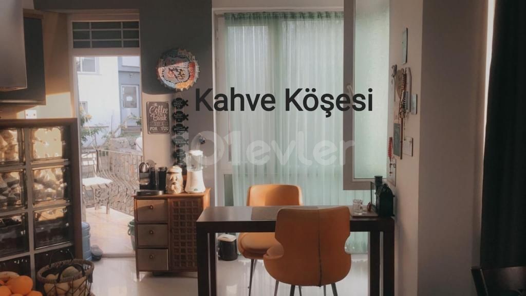 Flat For Sale in Yukarı Girne, Kyrenia