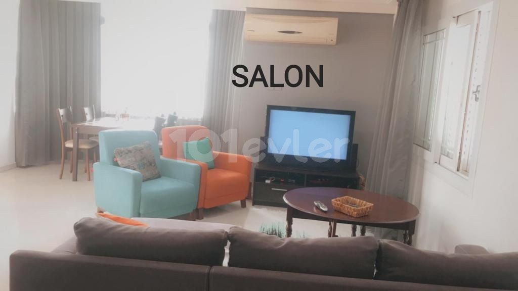 Flat For Sale in Yukarı Girne, Kyrenia