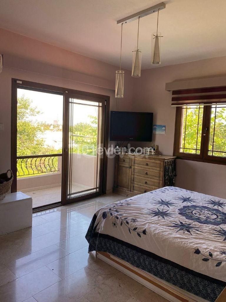 3+1 Villa For Sale in Kyrenia Alsancak