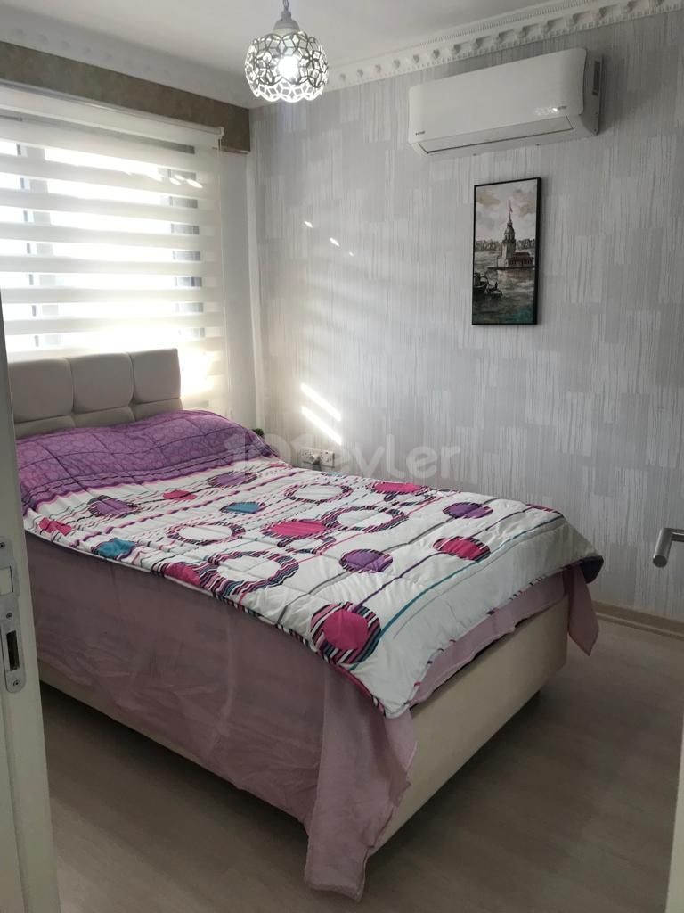 Girne Merkezde Satılık 2+1 Daire