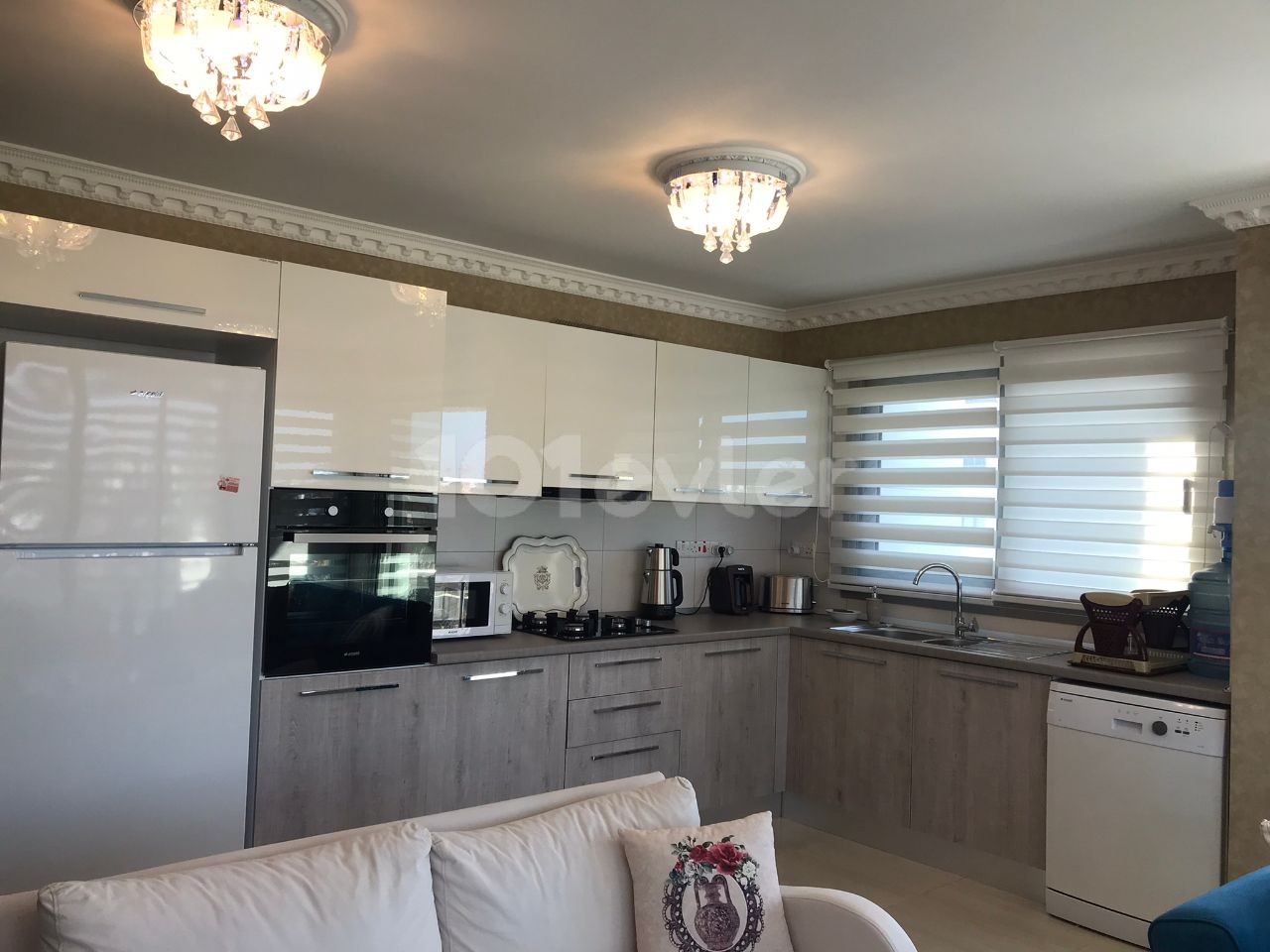 Flat For Sale in Aşağı Girne, Kyrenia