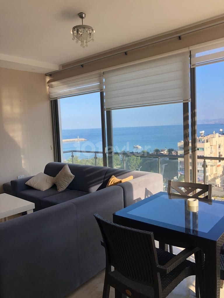 Girne Merkez'de Satılık 2+1  Daire