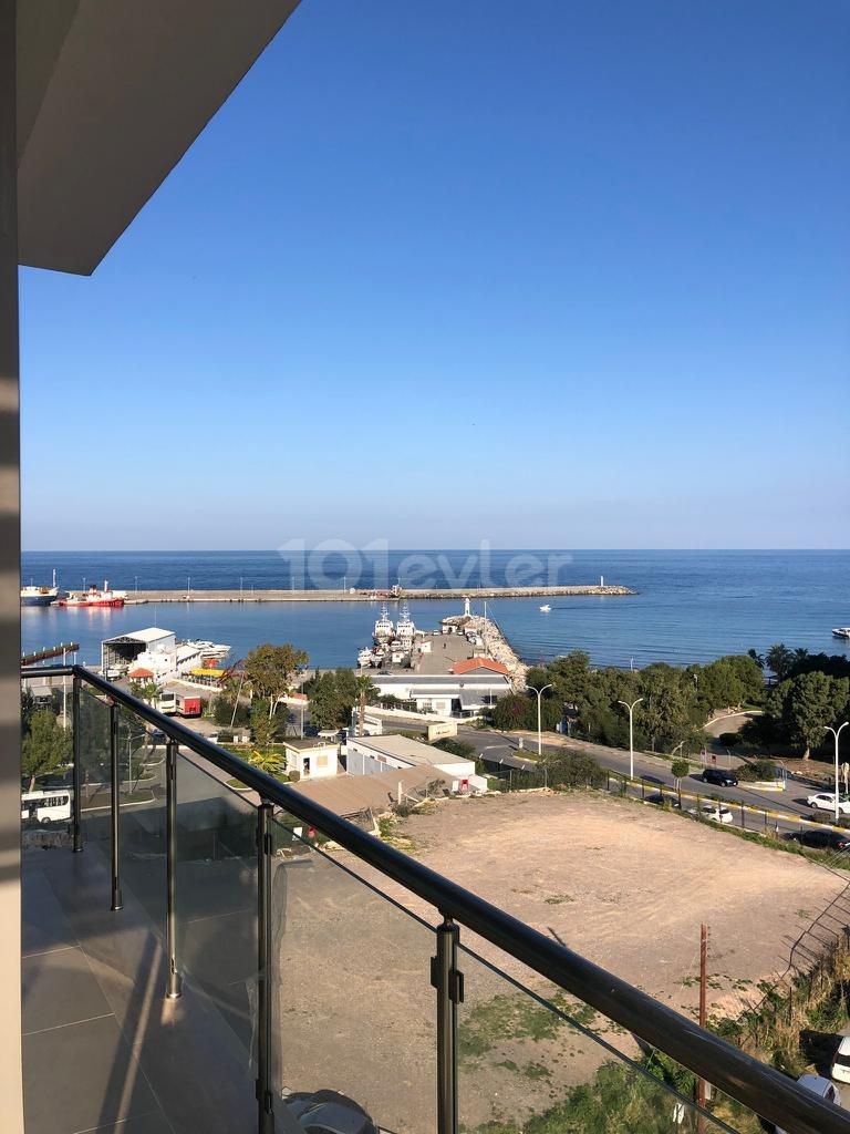 Girne Merkez'de Satılık 2+1  Daire