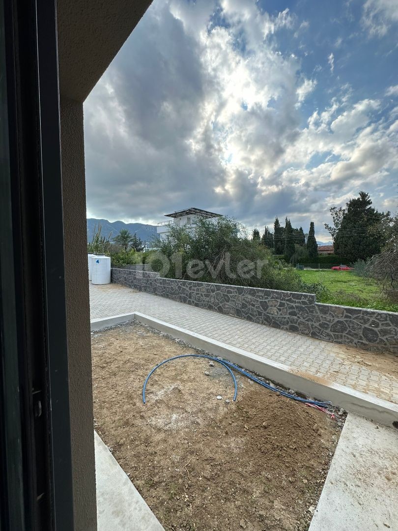 Flat To Rent in Karaoğlanoğlu, Kyrenia