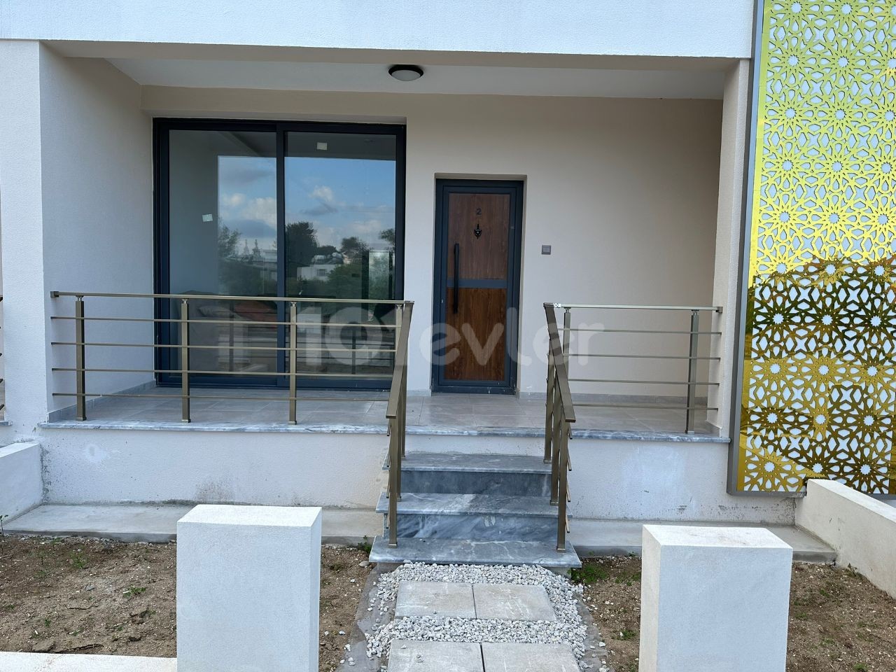 Flat To Rent in Karaoğlanoğlu, Kyrenia