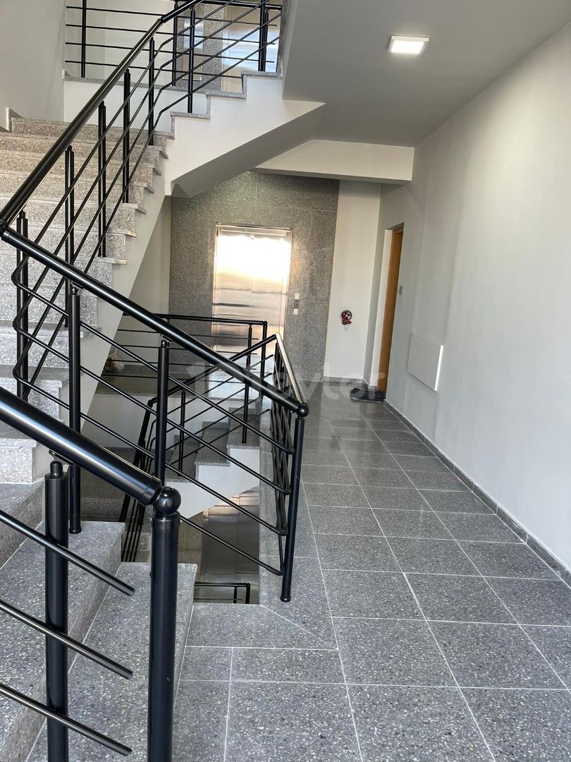 Flat For Sale in Aşağı Girne, Kyrenia