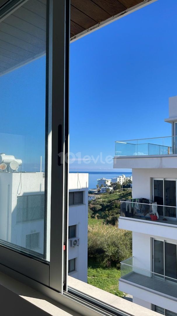 Flat For Sale in Aşağı Girne, Kyrenia