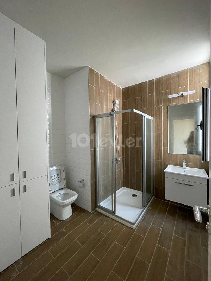 Flat For Sale in Aşağı Girne, Kyrenia