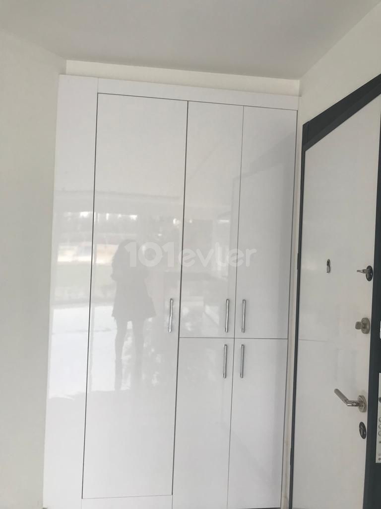 Flat For Sale in Aşağı Girne, Kyrenia