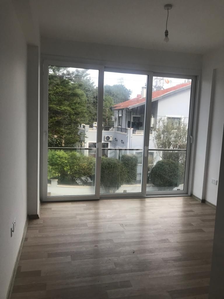 Flat For Sale in Aşağı Girne, Kyrenia