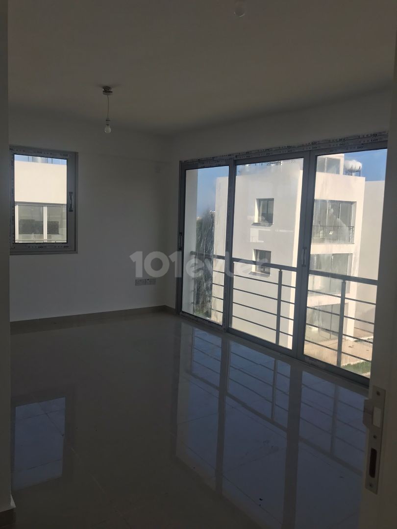 Flat For Sale in Karaoğlanoğlu, Kyrenia