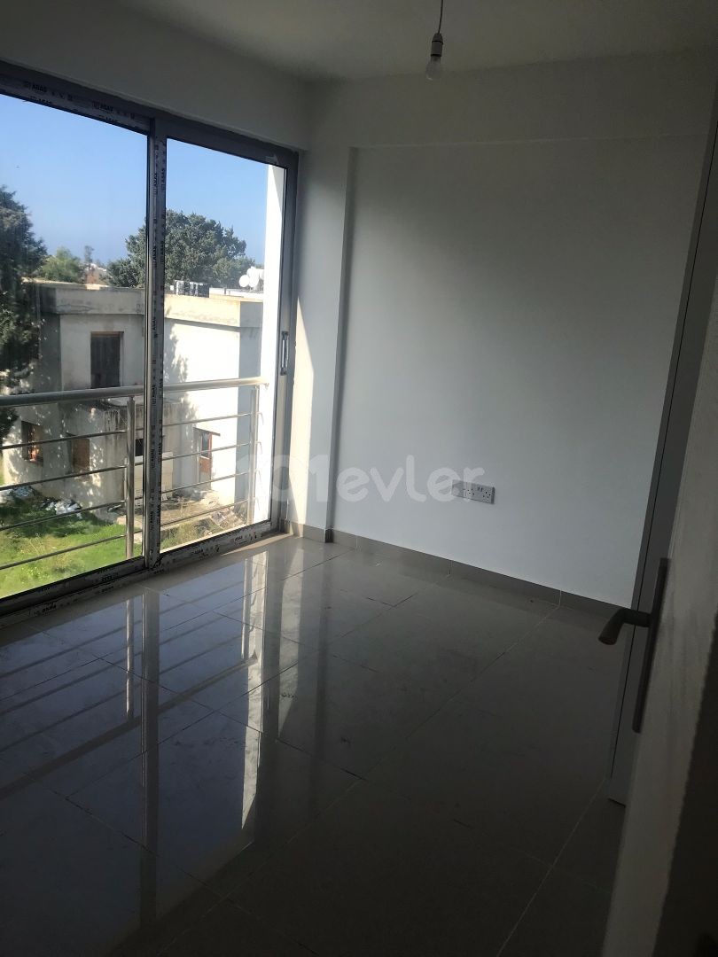 Flat For Sale in Karaoğlanoğlu, Kyrenia