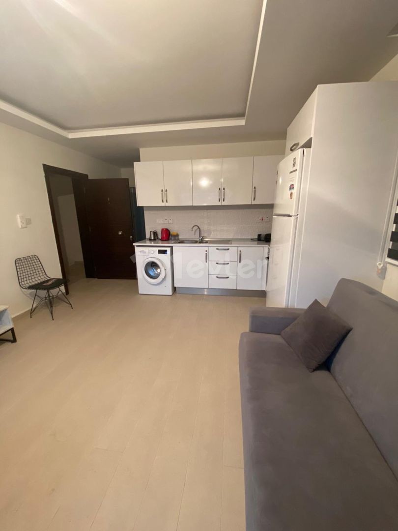 Zu verkaufen 1+1 Wohnung in Kyrenia Karakum 