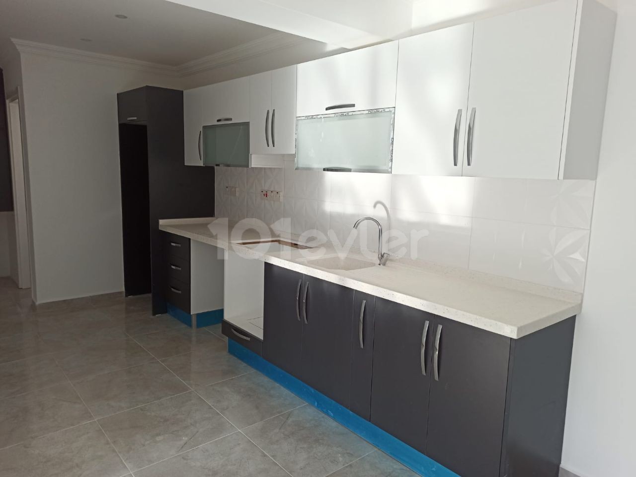 Girne Alsancakta Satılık 1+1 ve 2+1 Daireler