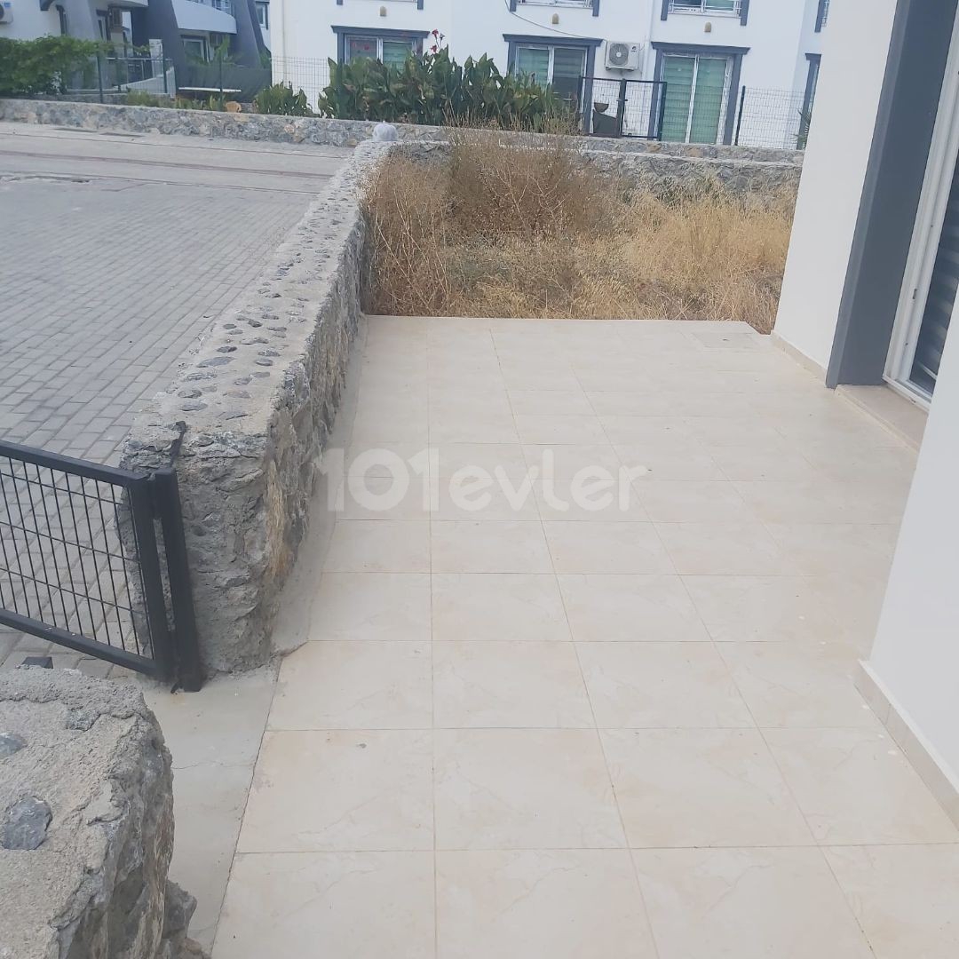 Flat For Sale in Karaoğlanoğlu, Kyrenia