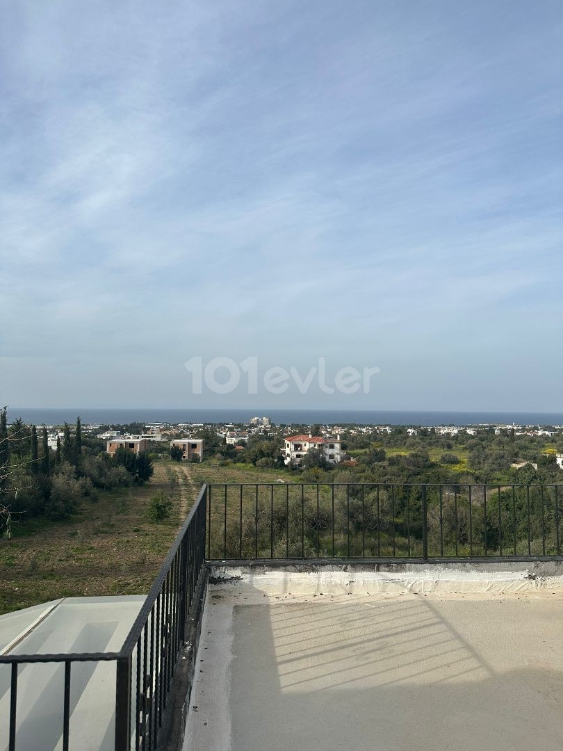 Girne Ozanköy Satılık Lüks Villa