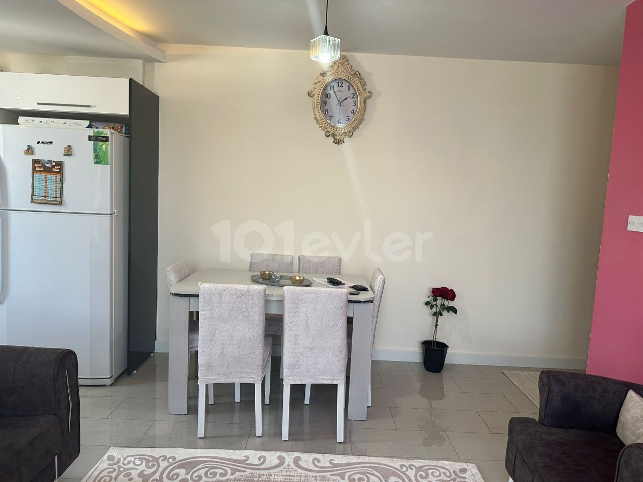 Girne Merkezde Satılık 2+1 Daire