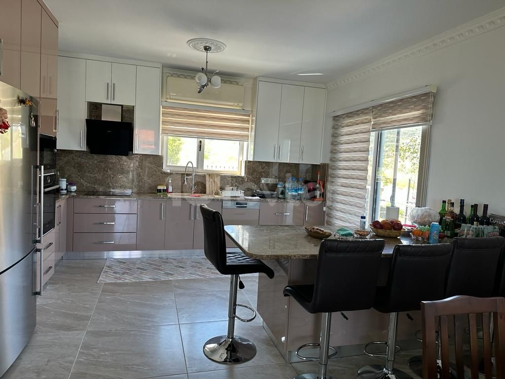 4+1 Villa For Sale in Çatalköy, Kyrenia