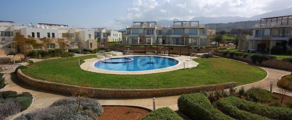 Girne Esentepe de Golf Sahasına Yakın 1+1 Satılık Daire