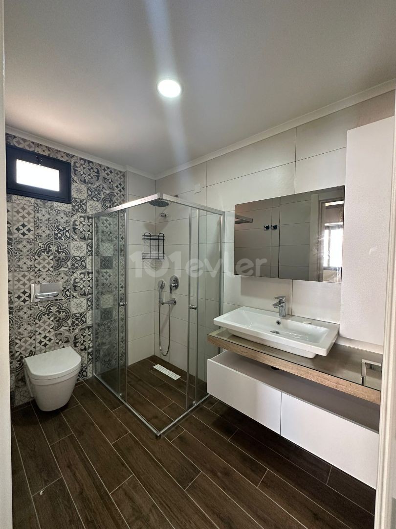 Girne Çatalköy de Satılık 3+1 Villa