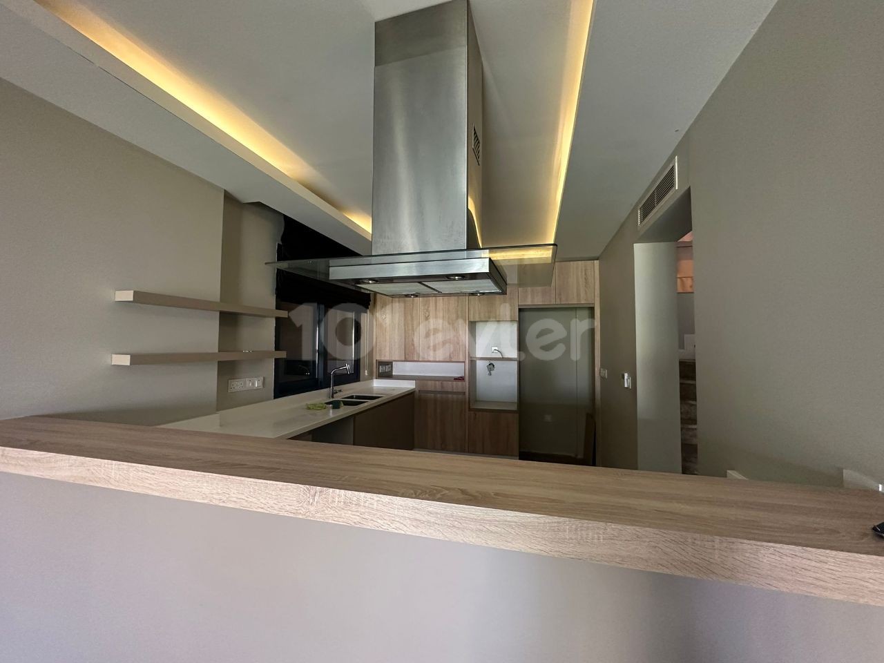 Girne Çatalköy de Satılık 3+1 Villa